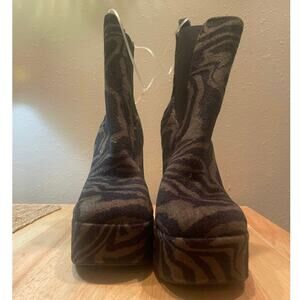 Jessica Simpson Shamira Stretch Platform Chelsea Boots, S99